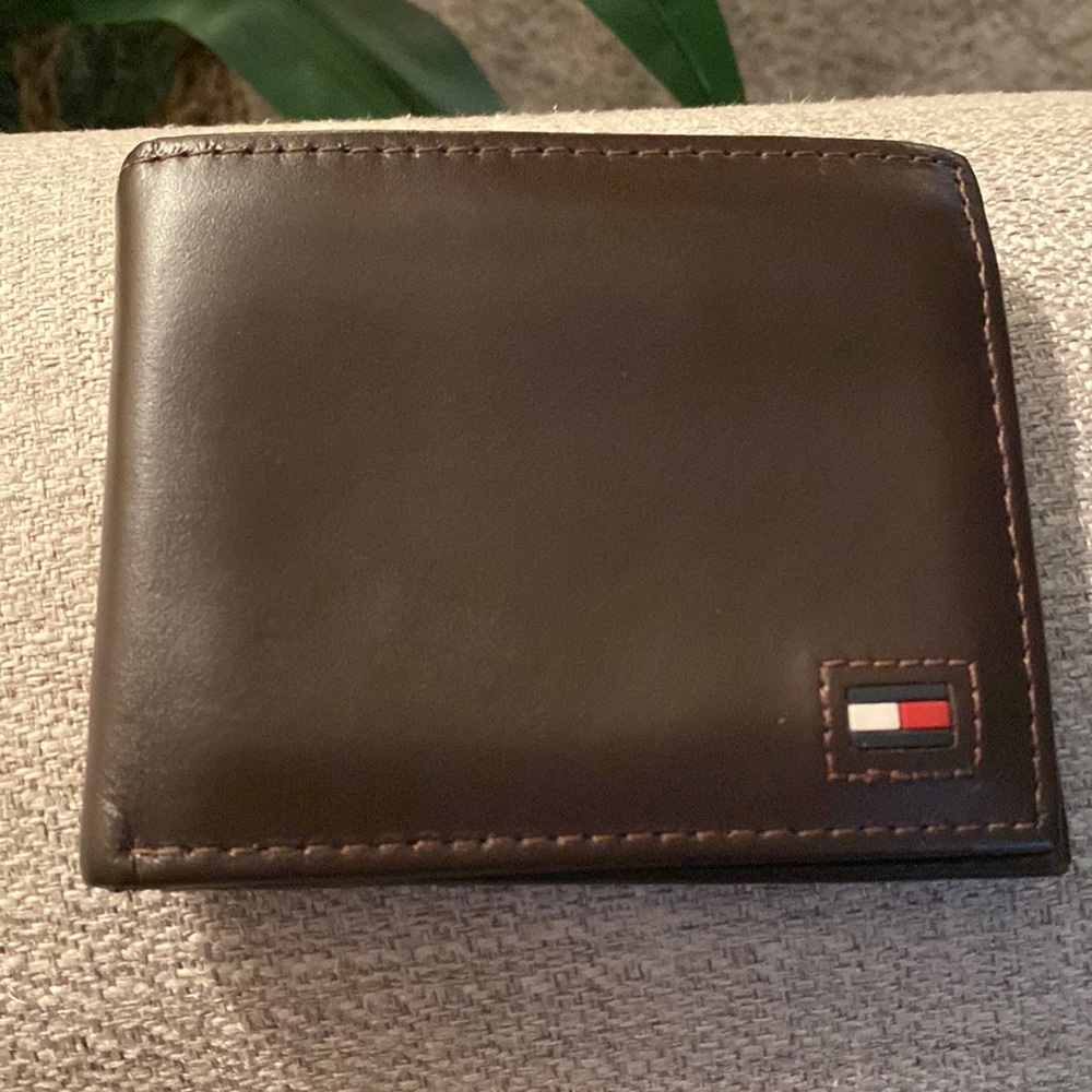 Tommy Hilfiger Wallet